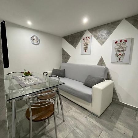 カターニアHouse Soleilアパートメント エクステリア 写真